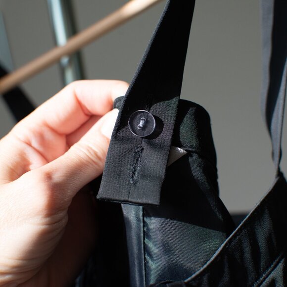 Bowtie Dress Size 6 - Picture 10 of 15